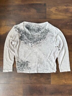 Cato Light Beige Long Sleeve V-Neck Pullover with Gray Floral Accent